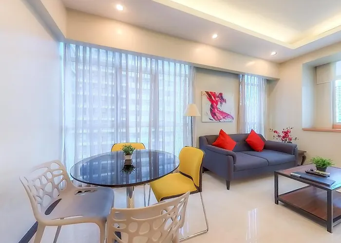 Full-serviced One-bedroom In Crescent Park Residences Aparthotel
